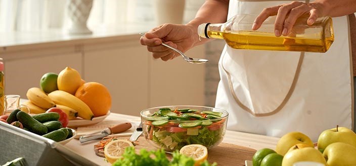 Cuisine Plaisir - Nettoyer un champignon : conseils, découpe et cuisson  idéales - Astuce culinaire